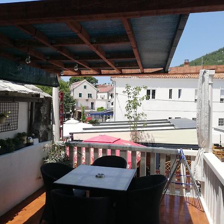 Apartment Mihaljević Baska Voda Bagian luar foto