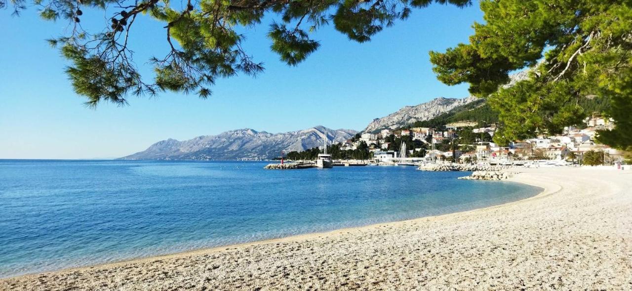 Apartment Mihaljević Baska Voda Bagian luar foto