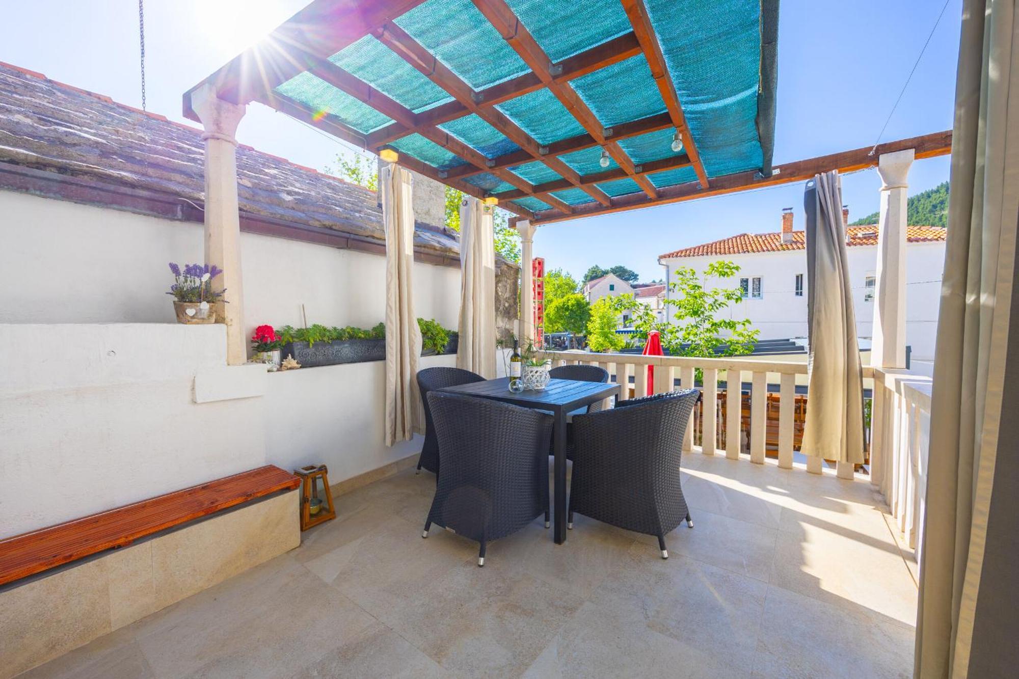 Apartment Mihaljević Baska Voda Bagian luar foto