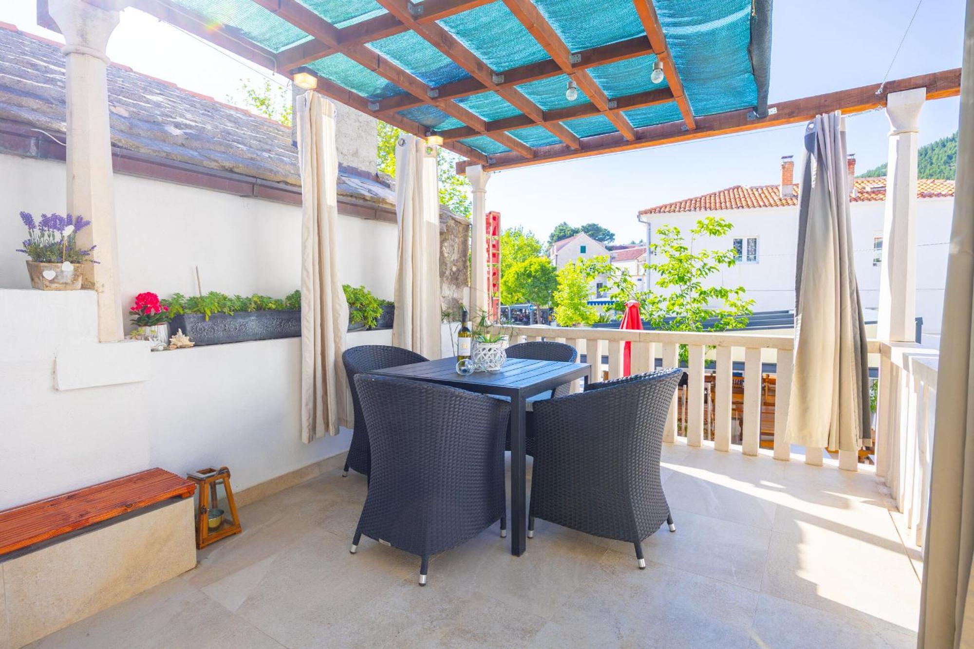 Apartment Mihaljević Baska Voda Bagian luar foto